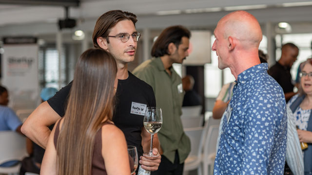 Social Friday: Speed Networking. Real Relationships.